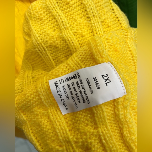 Long sleeve cardigan. (Green & yellow ) - Picture 8 of 8